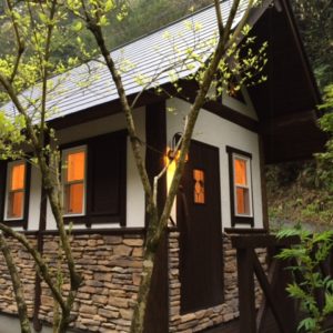 趣味の家・シアター